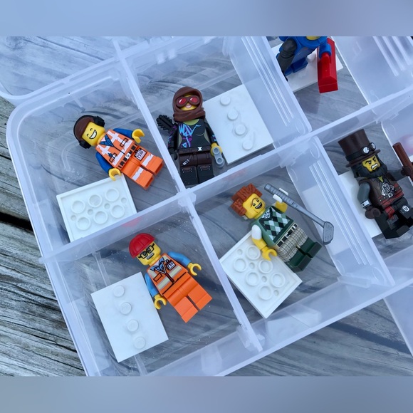 Lot 14 LEGO Minifigures Blind Bag Lego Movie Series No Case Included - Picture 2 of 10